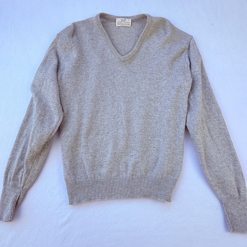 Lord Jeff V-Neck Sweater Mens Medium Tan Oatmeal Knit Preppy Old Money Vintage